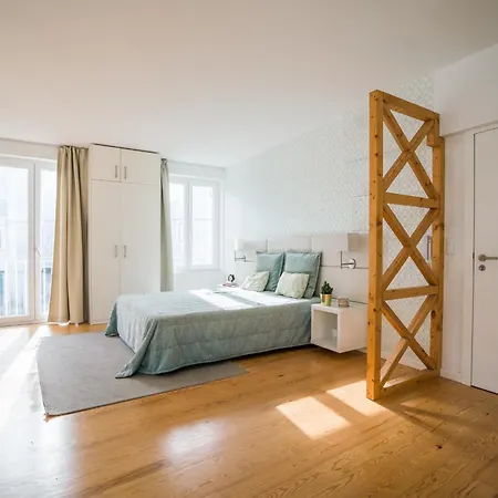 Principe Real Location Апартаменты